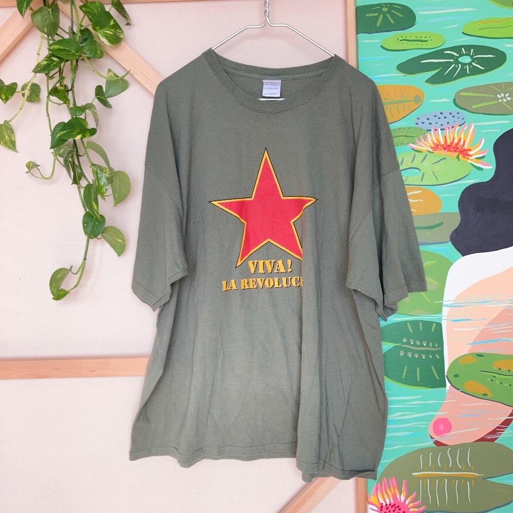 Vintage Che Guevara Viva La Revolution T-Shirt